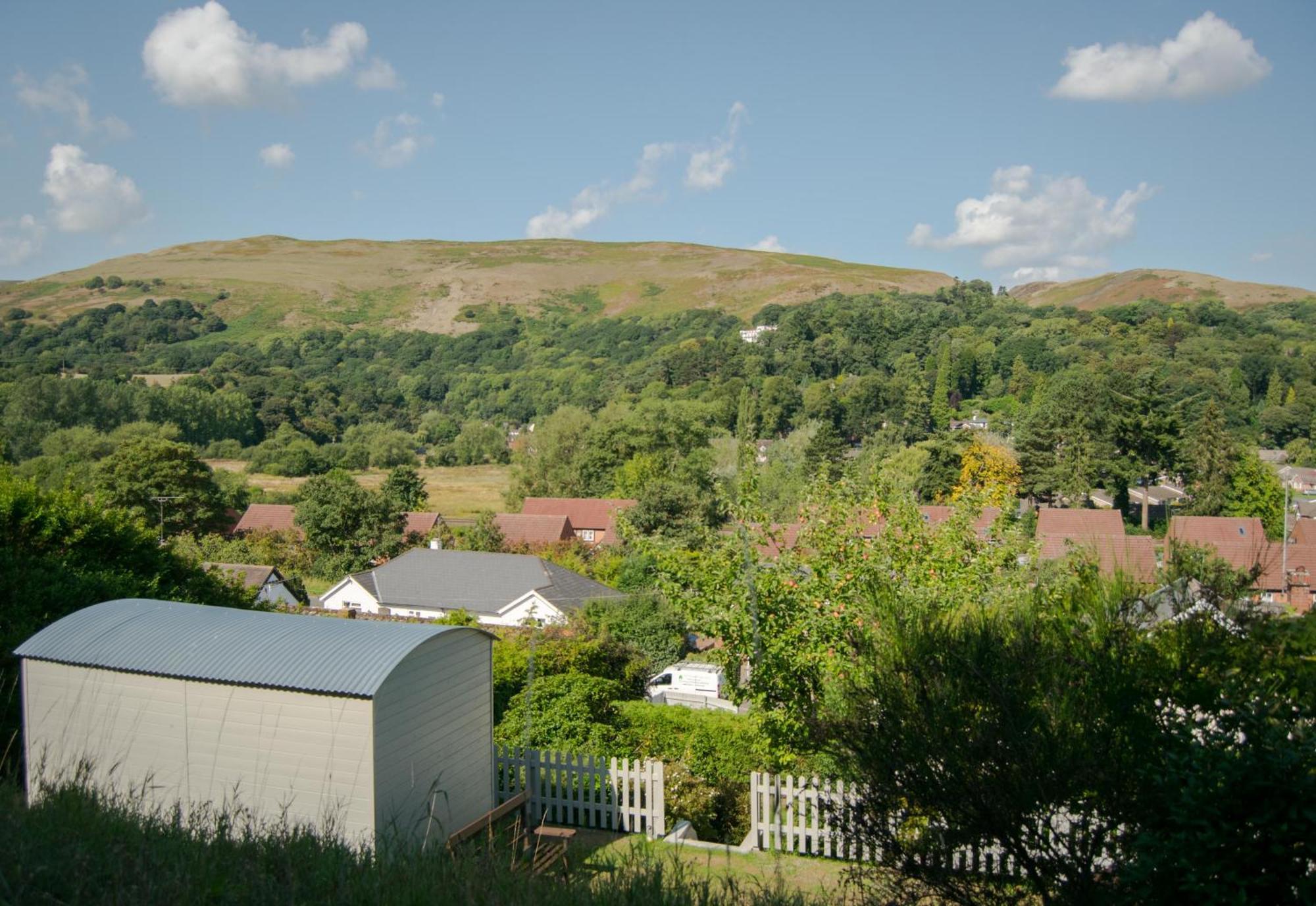 Hilltop Hut Church Stretton Esterno foto